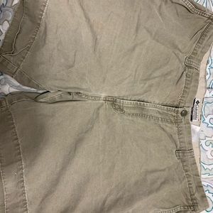 Columbia Shorts size 40